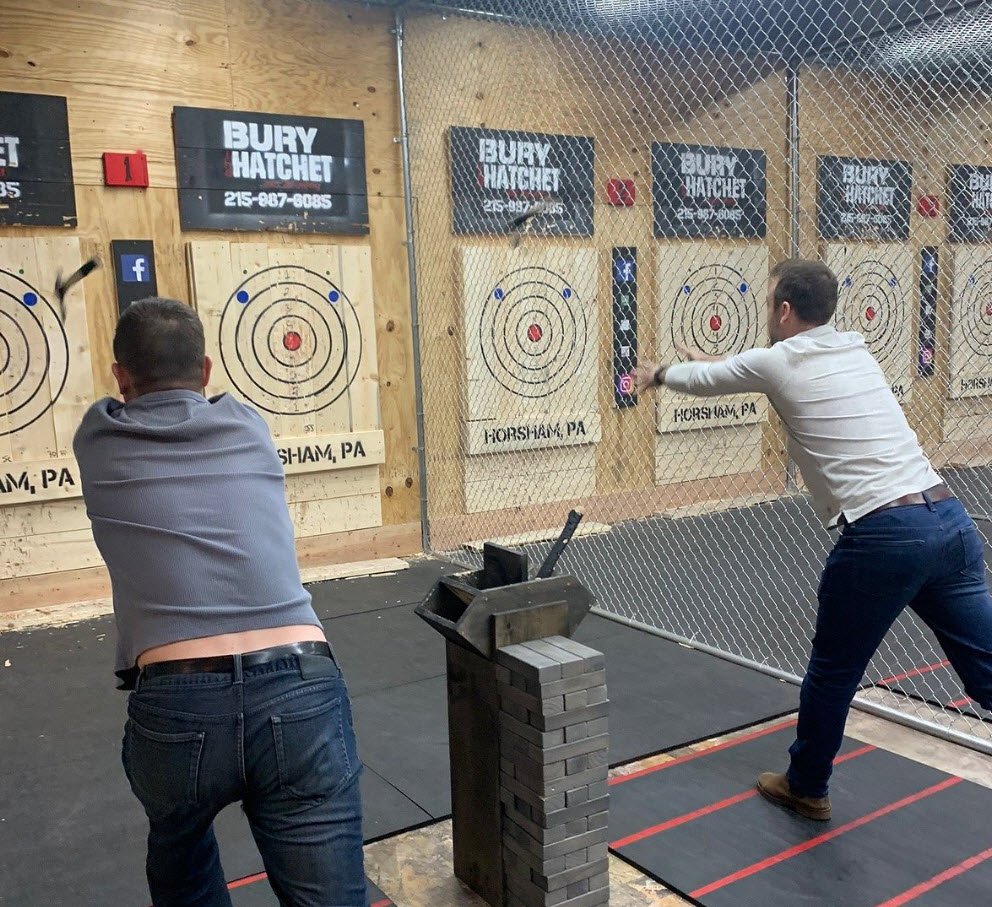Bury the Hatchet Horsham - Axe Throwing, Pennsylvania, USA